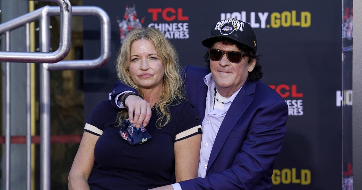 What Does It Mean to Be an Actor? Definition & Insights